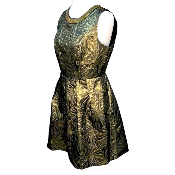 Romeo + Juliet Couture Gold Shimmering Dress - Picture 4 of 8